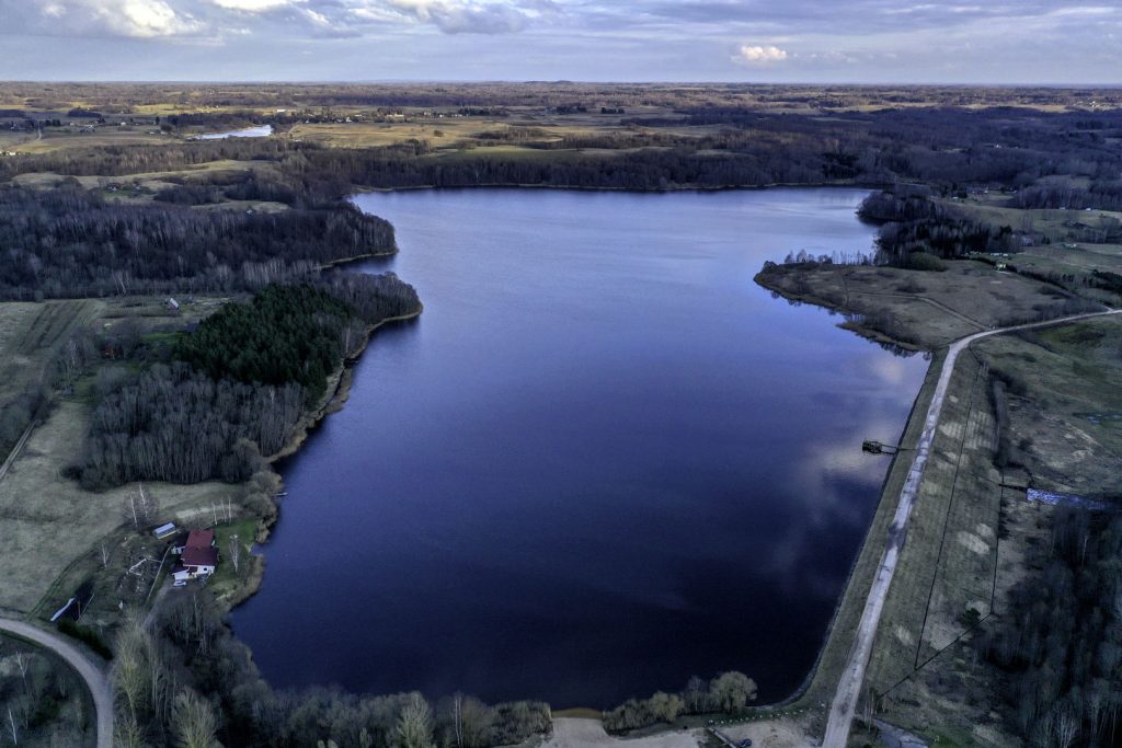 tvenkinio panorama